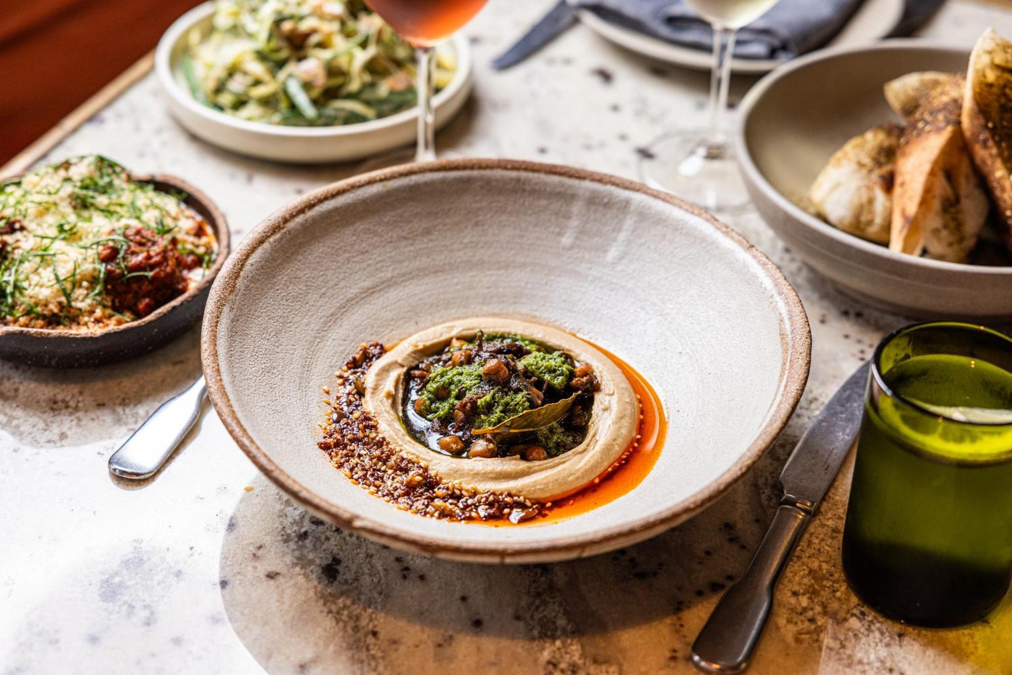 Ovolo The Valley Brisbane Zewnętrze zdjęcie Aubergine and hummus